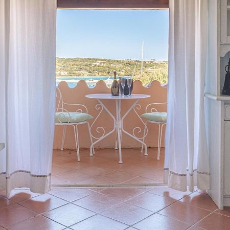 Appartamento [PORTO-CERVO]Casa con piscina e vista yachts Porto Cervo Esterno foto