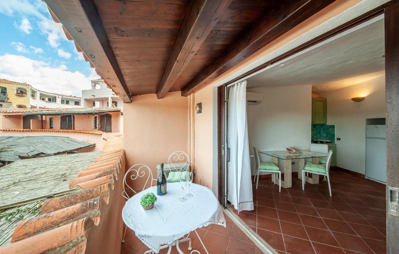 Appartamento [PORTO-CERVO]Casa con piscina e vista yachts Porto Cervo Esterno foto