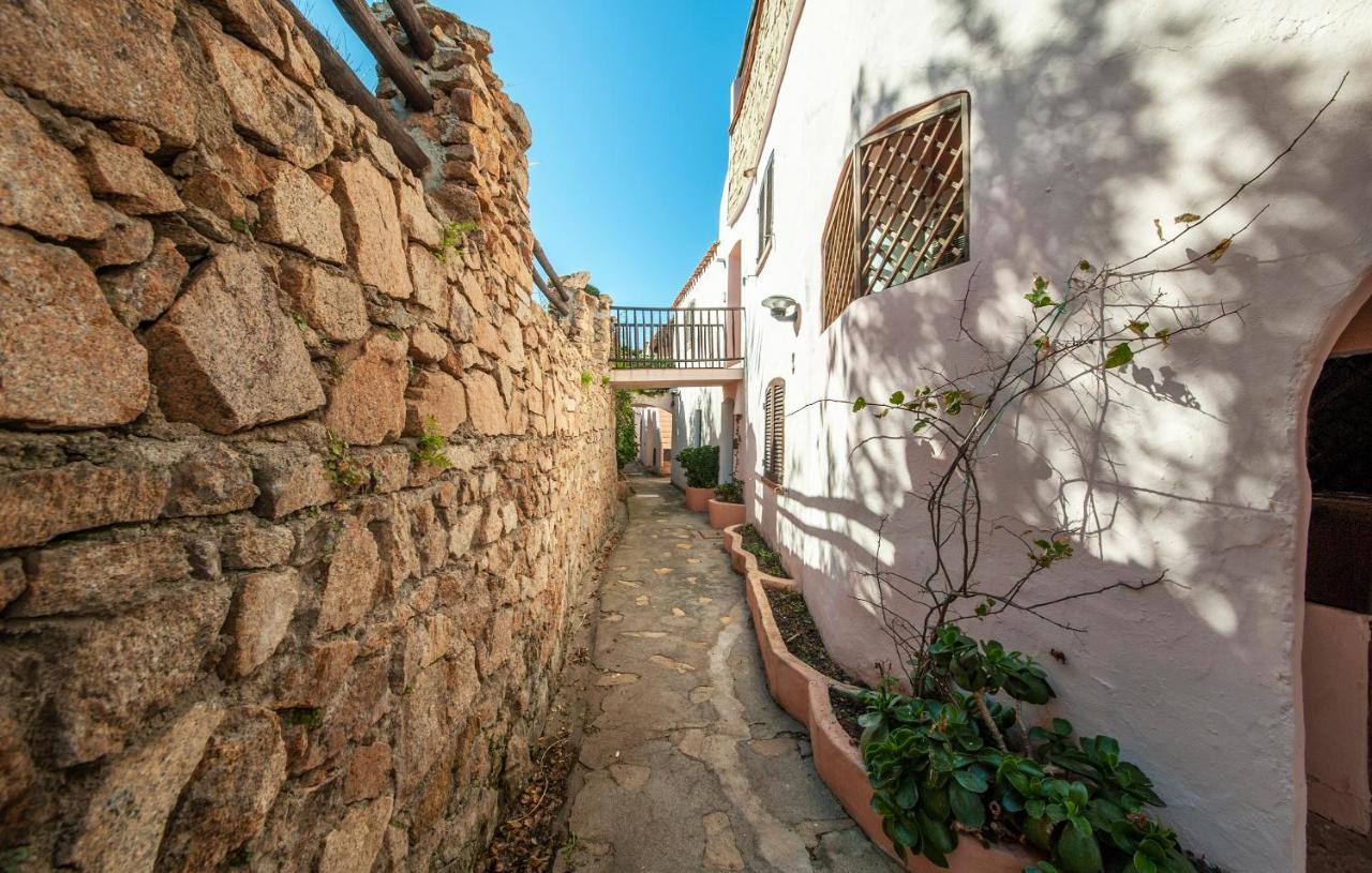 Appartamento [PORTO-CERVO]Casa con piscina e vista yachts Porto Cervo Esterno foto