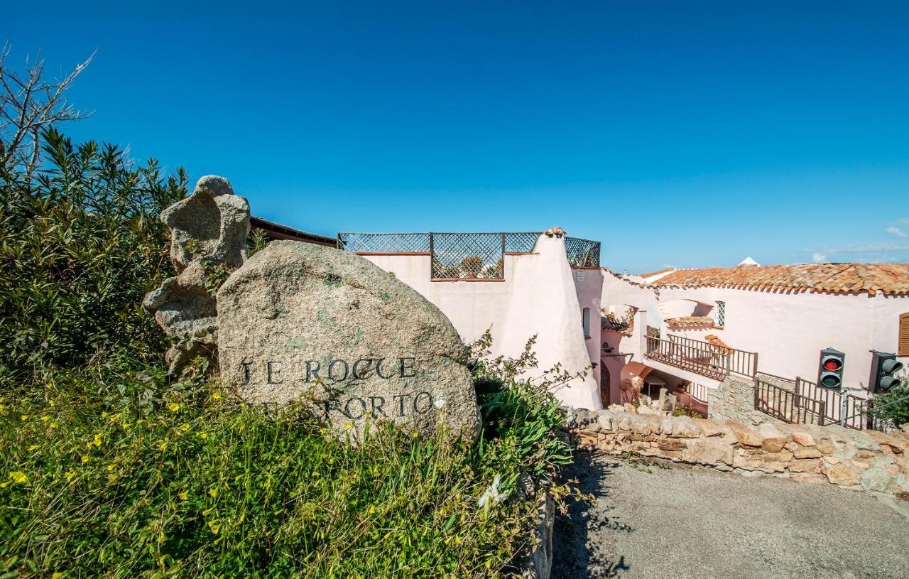 Appartamento [PORTO-CERVO]Casa con piscina e vista yachts Porto Cervo Esterno foto